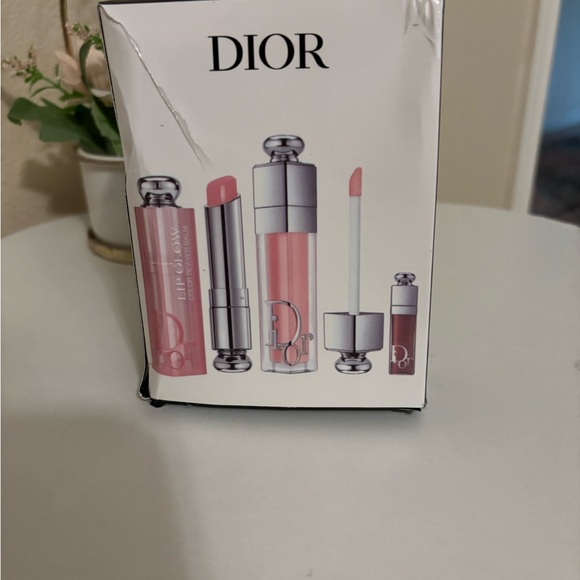 Dior Addict Lip Essentials in Black and Silver - Picture 2 of 3
